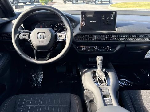 Used 2026 Honda HR-V Sport image 3