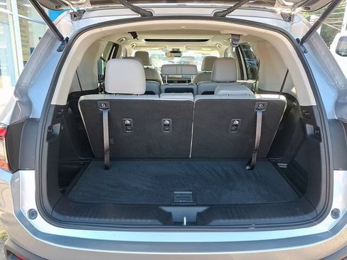 Used 2025 Honda Pilot Touring image 40