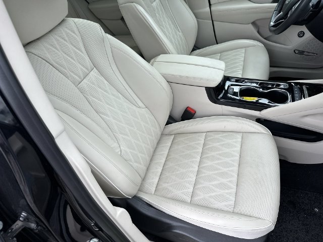 Used 2023 Buick Envision Avenir AWD/4WD image 29