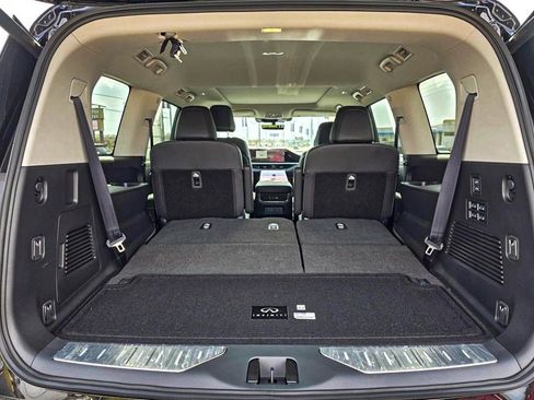 New 2026 INFINITI QX80 Luxe image 43