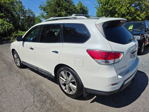 Used 2015 Nissan Pathfinder Platinum AWD/4WD image 7