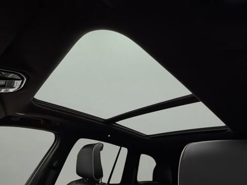 Used 2022 Jeep Grand Cherokee Summit image 19