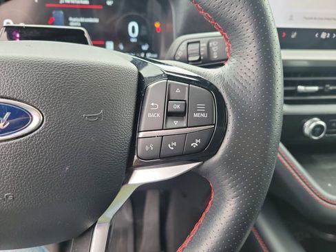 Used 2025 Ford Explorer ST-Line image 18