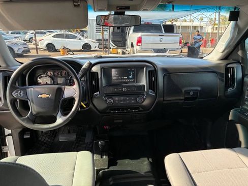 Used 2018 Chevrolet Silverado 1500 W/T w/ Special Service Package AWD/4WD image 17