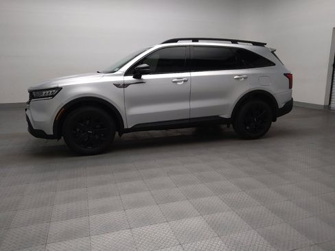Used 2022 Kia Sorento S image 2