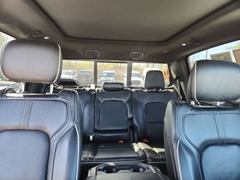 Used 2022 RAM 1500 Limited w/ Bed Utility Group image 20