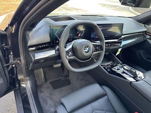 New 2026 BMW 530i xDrive w/ Premium Package image 12