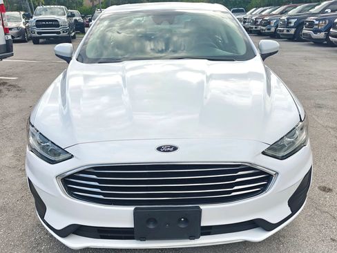 Used 2020 Ford Fusion SE AWD/4WD image 2