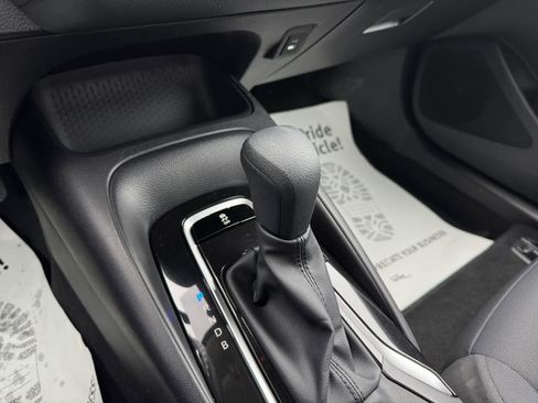 Certified 2025 Toyota Corolla LE image 6