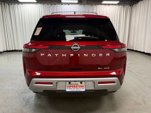 Used 2025 Nissan Pathfinder SL AWD/4WD image 6