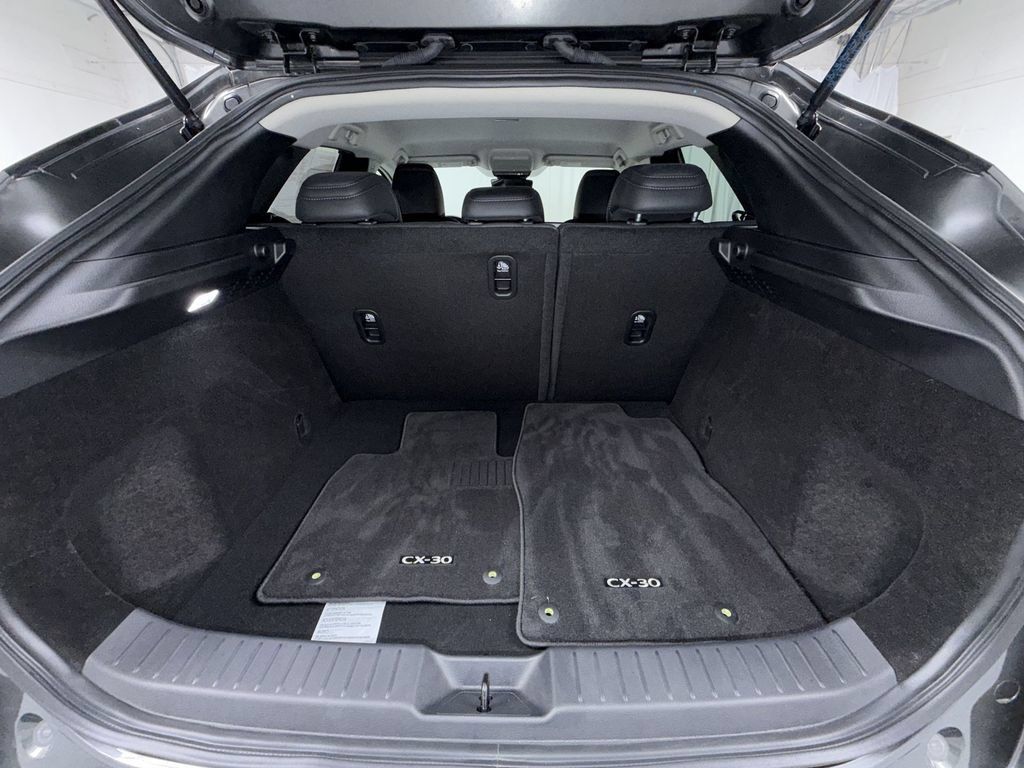 Used 2024 MAZDA CX-30 AWD 2.5 S w/ Select Sport Pkg image 16