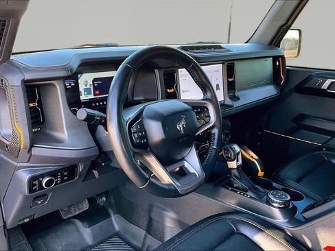 Certified 2024 Ford Bronco Badlands image 14