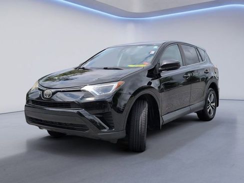 Used 2018 Toyota RAV4 LE w/ All Weather Liner Package AWD/4WD image 11