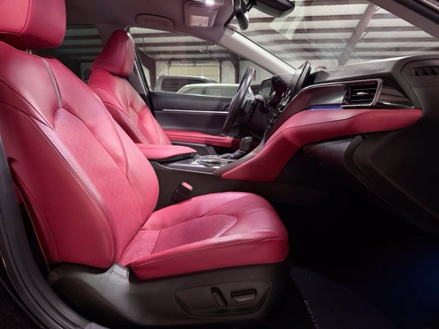 Used 2022 Toyota Camry XSE FWD image 14