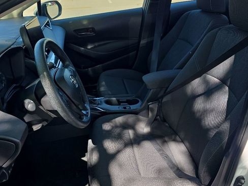 Used 2024 Toyota Corolla LE FWD image 9