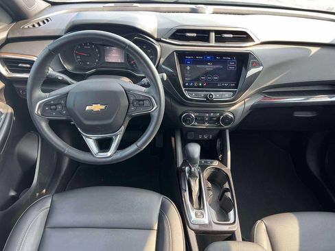 Used 2023 Chevrolet TrailBlazer ACTIV w/ Convenience Package AWD/4WD image 14