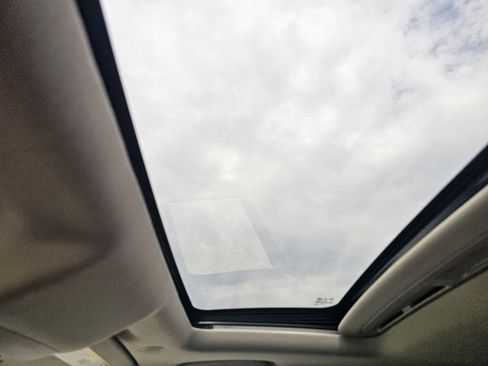 Used 2018 Buick Encore Essence w/ Experience Buick Package image 40