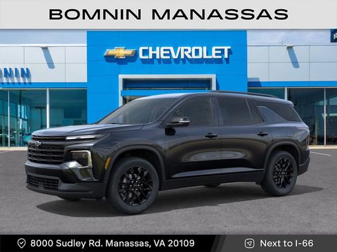 New 2026 Chevrolet Traverse LT image 3