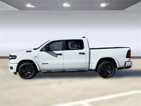 New 2026 RAM 1500 4x4 Crew Cab image 2