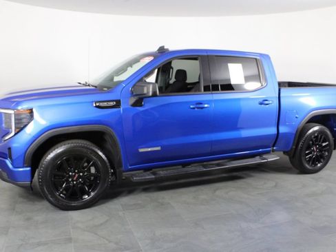 Used 2022 GMC Sierra 1500 Elevation AWD/4WD image 13
