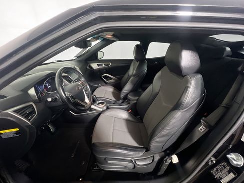 Used 2016 Hyundai Veloster w/ Option Group 03 image 14