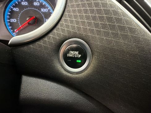 Used 2021 Chevrolet Malibu LT FWD image 17