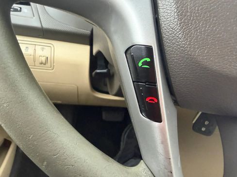 Used 2014 Hyundai Accent GLS w/ Option Group 2 FWD image 14