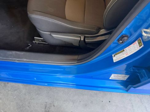 Used 2025 Nissan Sentra SV FWD image 22