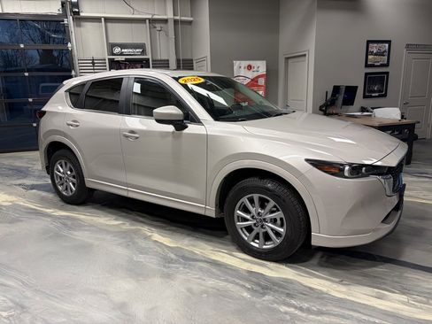 Used 2025 MAZDA CX-5 AWD 2.5 S w/ Preferred Package image 28