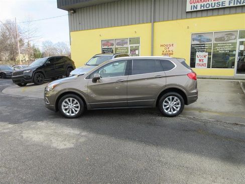 Used 2017 Buick Envision Essence image 2