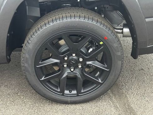 New 2026 RAM 1500 Laramie w/ Night Edition AWD/4WD image 11
