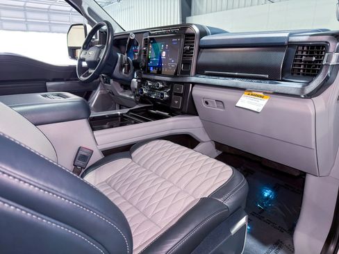 Used 2023 Ford F350 Limited w/ FX4 Off-Road Package AWD/4WD image 22
