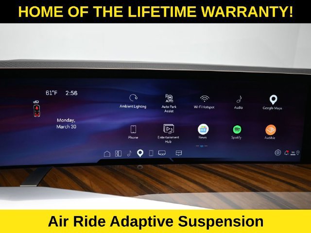 Used 2025 Cadillac Escalade Sport Platinum w/ LPO, Floor Liner Package AWD/4WD image 28