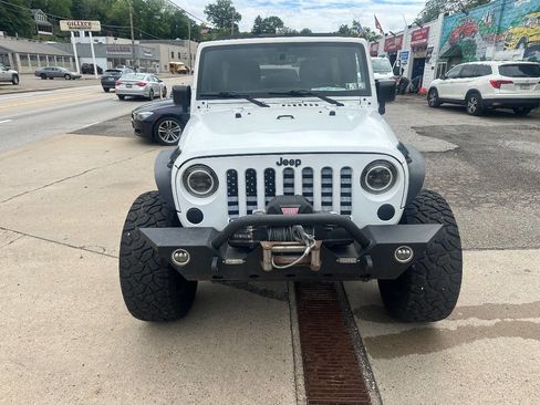 Used 2016 Jeep Wrangler Unlimited Sport w/ Quick Order Package 24S AWD/4WD image 5