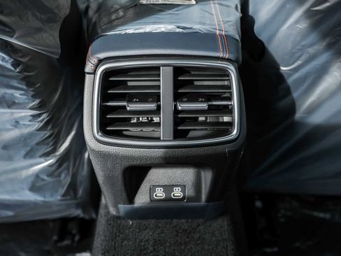 New 2026 Genesis G70 3.3T Prestige image 11