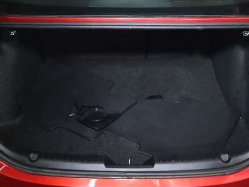 Used 2018 MAZDA MAZDA3 Sport FWD image 31