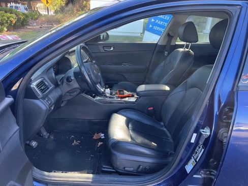 Used 2018 Kia Optima EX image 14