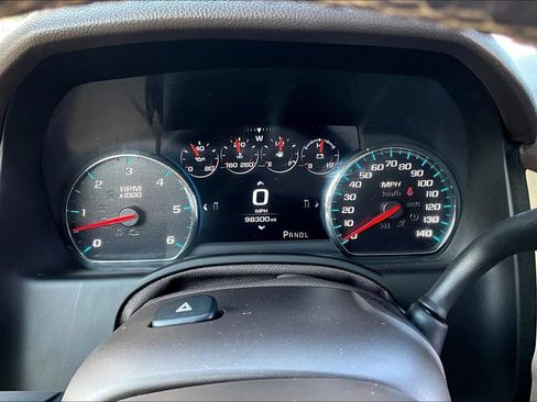 Used 2017 GMC Yukon Denali w/ Open Road Package AWD/4WD image 13