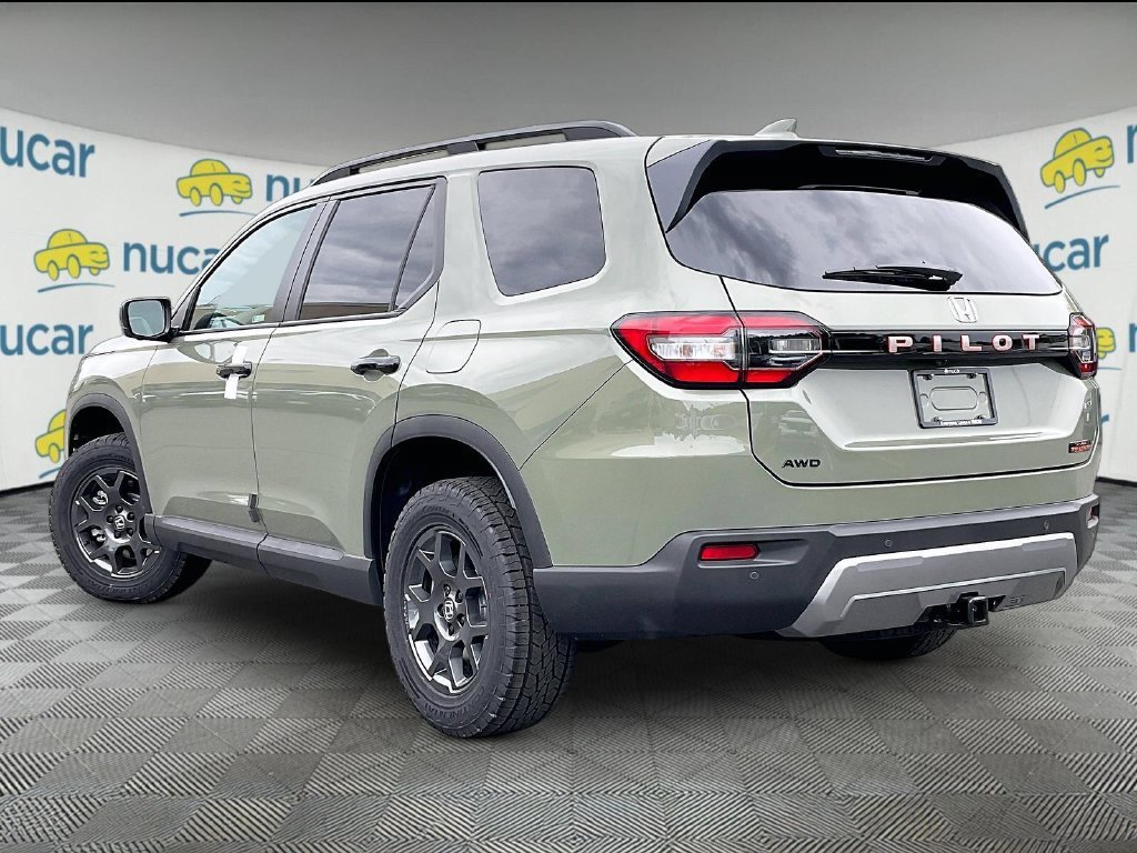 New 2026 Honda Pilot TrailSport image 5