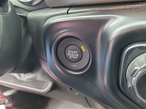 Used 2019 Jeep Wrangler Unlimited Sport S image 25
