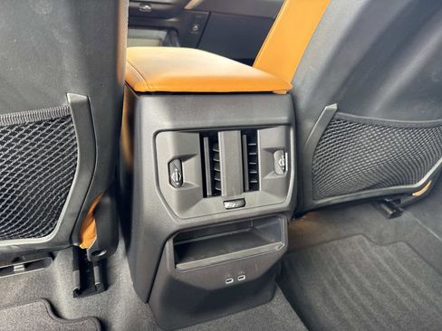 Used 2025 BMW X3 xDrive30i w/ Premium Package image 16