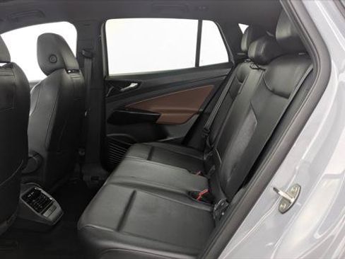 Used 2021 Volkswagen ID.4 Pro S w/ ID.4 Protection Package RWD image 17