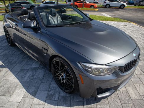Used 2018 BMW M4 Convertible w/ Competition Package RWD image 12
