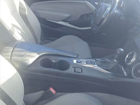 Used 2020 Chevrolet Camaro LT w/ RS Package image 22