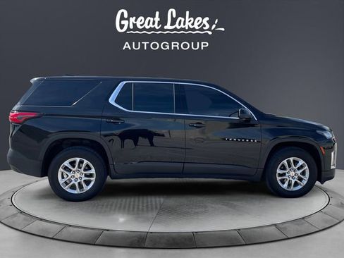 Used 2022 Chevrolet Traverse LS FWD image 6
