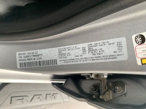 Used 2021 RAM 1500 Laramie w/ Night Edition AWD/4WD image 28