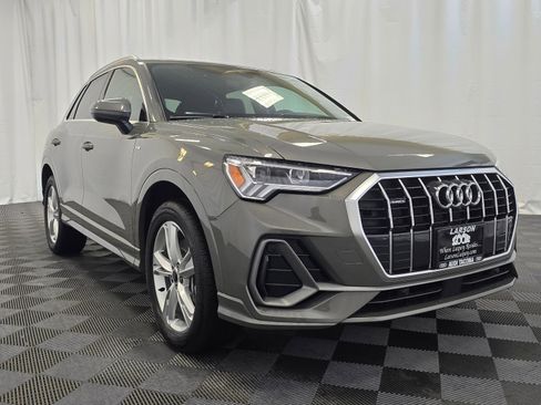 Used 2023 Audi Q3 2.0T Premium Plus w/ Premium Plus Package image 8