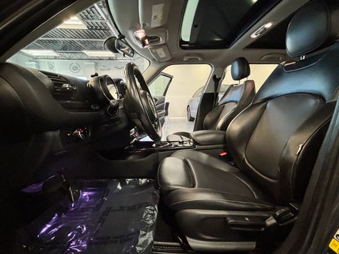 Used 2017 MINI Cooper Clubman S image 9