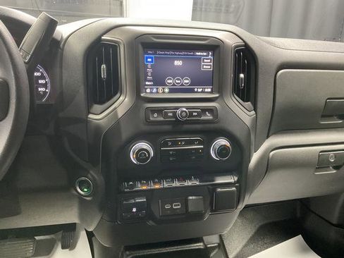 Used 2025 Chevrolet Silverado 1500 W/T w/ WT Safety Package AWD/4WD image 20