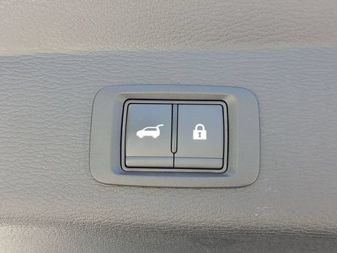 Used 2024 Mitsubishi Outlander SE FWD image 14